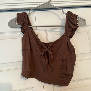Ruffle tank top crop
